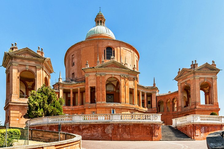 Bologna tourist attractions
